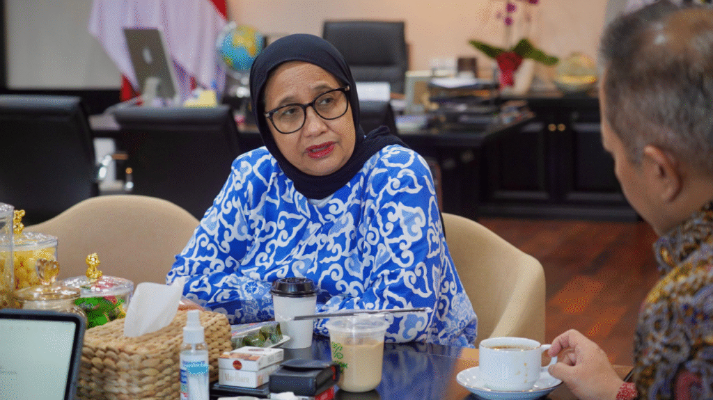 Wakil Kepala BGN Nanik S. Deyang.