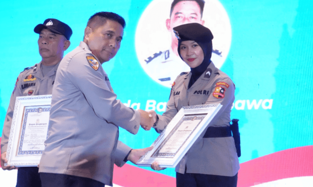 Kabaharkam Polri Komjen Karyoto membuka Rakernis Baharkam 2025 di Yogyakarta.