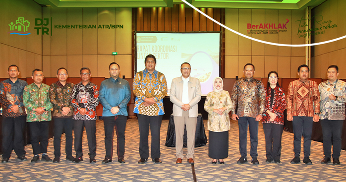 Direktorat Jenderal Tata Ruang Kementerian ATR/BPN menggelar Rapat Koordinasi Lintas Sektor untuk memfinalkan sejumlah RDTR prioritas di Provinsi Jawa Timur.