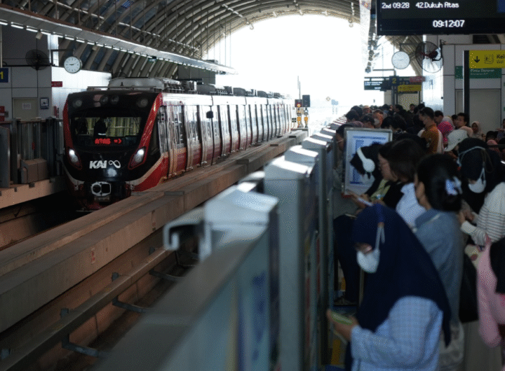 Ilustrasi LRT Jabodebek.