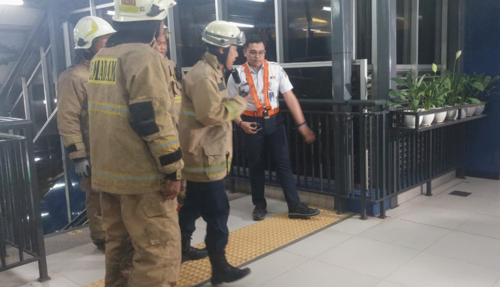 KAI Gelar Latihan Kesiapsiagaan Darurat LRT Jabodebek.