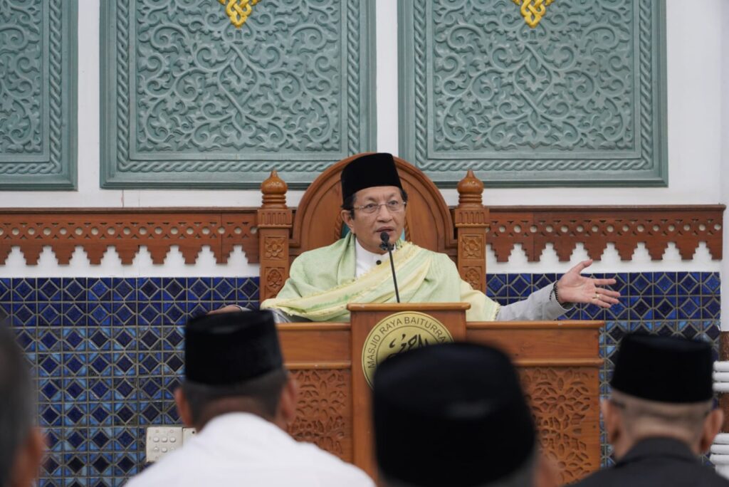 Menteri Agama RI Nasaruddin Umar mengisi kajian subuh di Masjid Raya Baiturrahman.