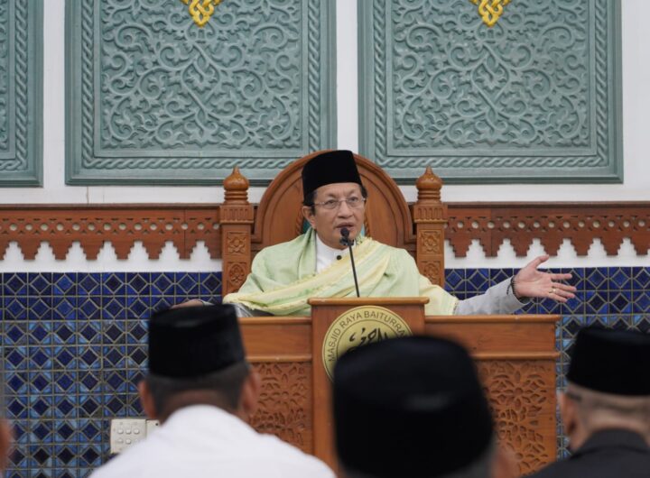 Menteri Agama RI Nasaruddin Umar mengisi kajian subuh di Masjid Raya Baiturrahman.