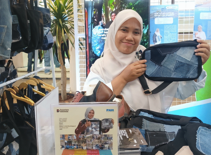 Ibu Aan Andasari, salah seorang nasabah PNM.