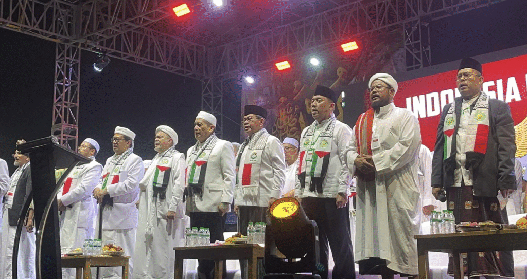 Acara Reuni 212 di kawasan Silang Monas.