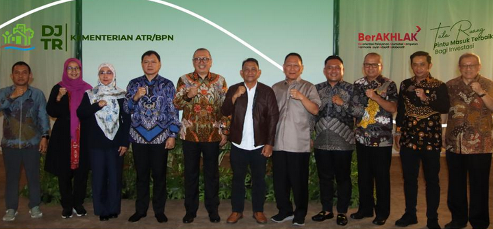 Rakor Lintas Sektor membahas Rencana Tata Ruang wilayah Lampung dan Kalimantan Timur.