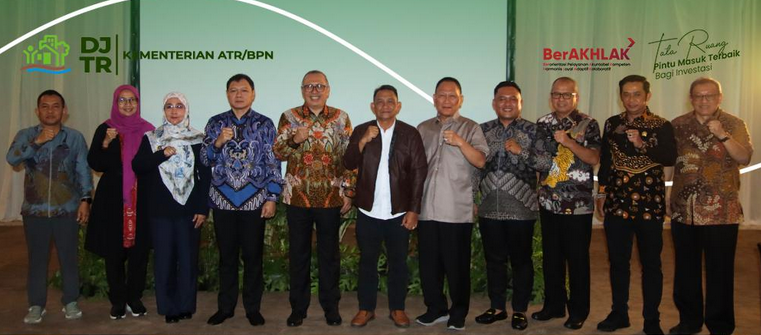 Rakor Lintas Sektor membahas Rencana Tata Ruang wilayah Lampung dan Kalimantan Timur.