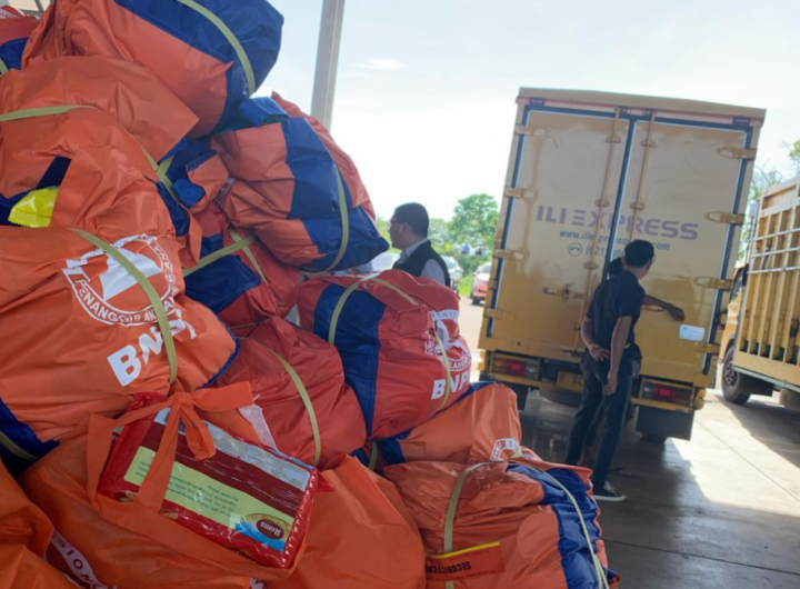 BNPB kirimkan Bantuan logistik melalui jalur darat.