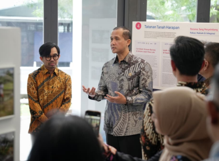 Menteri Transmigrasi M. Iftitah Sulaiman Suryanagara. Dok: Istimewa.