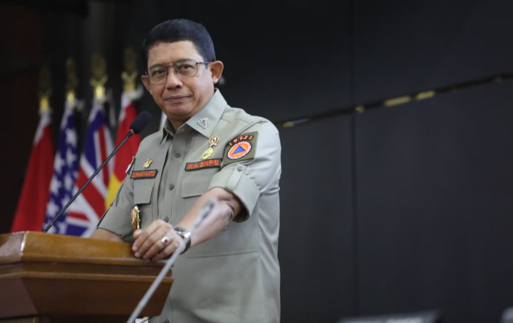 Kepala Badan Nasional Penanggulangan Bencana Letjen TNI Dr. Suharyanto saat memberikan kuliah umum kepada Pasis Dikreg LXVII di Sekolah Staf dan Komando Angkatan Darat, Bandung. Dok: Istimewa.