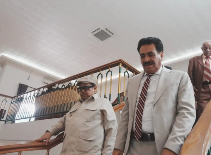 Kepala BPJPH Ahmad Haikal Hasan bersama Duta Besar Yaman untuk Indonesia Salem Ahmed Abdulrahman Balfakeeh usai pertemuan dalam rangka penguatan kerja sama bilateral produk halal di Jakarta. Dok: Istimewa.