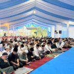 Suasana khidmat Salat Iduladha 1447 H di halaman Graha BNPB, Jakarta. Momentum memperkuat iman, mempererat kebersamaan, dan menumbuhkan kepedulian untuk berbagi kepada sesama. Dok: Istimewa.