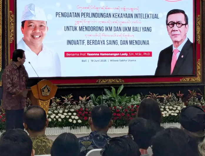 Prof. Dr. Yasonna Hamonangan Laoly, S.H., M.Sc., Ph.D., menghadiri kegiatan Penguatan Perlindungan Kekayaan Intelektual bagi IKM dan UMKM Bali. Dok: Istimewa.