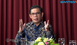 Kepala Kantor Wilayah Badan Pertanahan Nasional (BPN) Provinsi Banten, Harison Mocodompis, saat menjadi narasumber dalam Podcast Banten TV, Sabtu (20/06/2026). (Dok. Tangkapan Layar Podcast Banten TV)