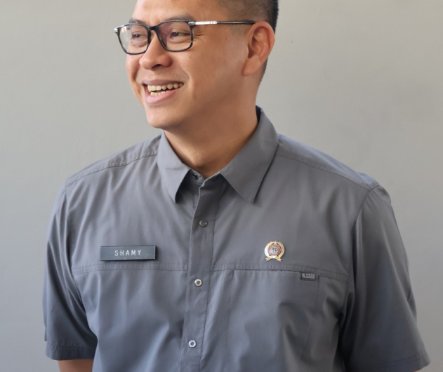 Kepala Kantor Wilayah BPN Provinsi Kalimantan Timur, Shamy Ardian, didampingi jajaran saat melakukan kunjungan kerja ke Kantor Pertanahan Kabupaten Kutai Kartanegara. Dok: Istimewa.