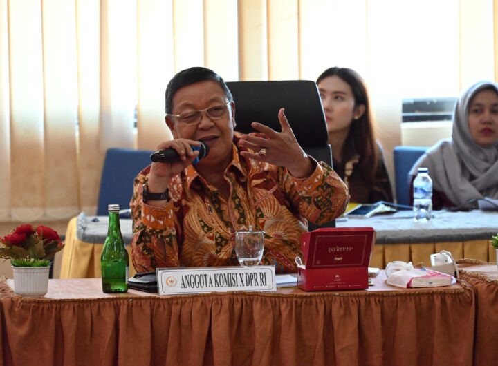 Anggota Komisi X DPR RI Dedi Wahidi saat mengikuti Kunjungan Kerja Spesifik Komisi X DPR RI di Universitas Sriwijaya, Palembang, Sumatera Selatan. Dok: Istimewa.