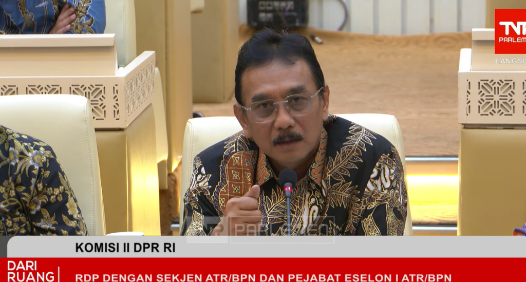 Sekretaris Jenderal Kementerian ATR/BPN, Dalu Agung Darmawan. Dok: Tangkapan Layar YT TVR Parlemen.