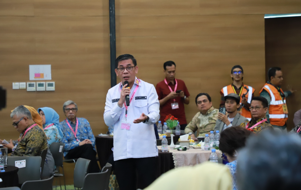 Kepala Kantor Wilayah BPN Provinsi Banten, Harison Mocodompis, menghadiri CEO Gathering & Economic Outlook 2026 bersama Gubernur Banten di PT Adis Dimension Footwear, Kabupaten Tangerang. Dok: Istimewa.