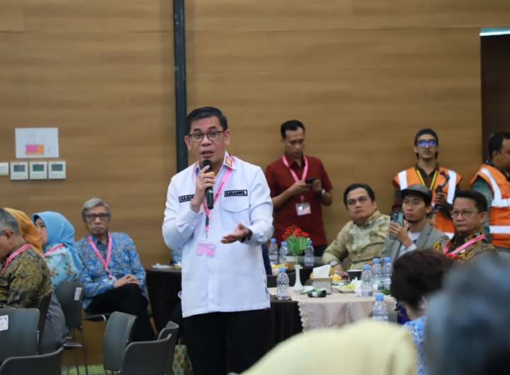 Kepala Kantor Wilayah BPN Provinsi Banten, Harison Mocodompis, menghadiri CEO Gathering & Economic Outlook 2026 bersama Gubernur Banten di PT Adis Dimension Footwear, Kabupaten Tangerang. Dok: Istimewa.