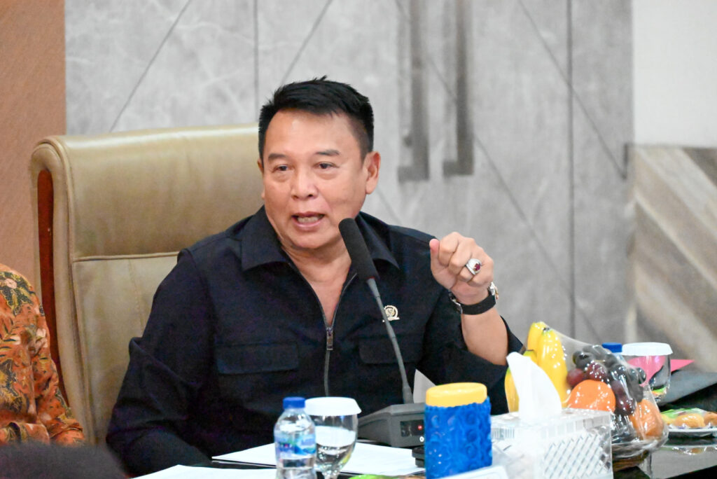 Anggota Komisi I DPR RI Mayjen TNI (Purn) TB Hasanuddin. Dok: Istimewa.