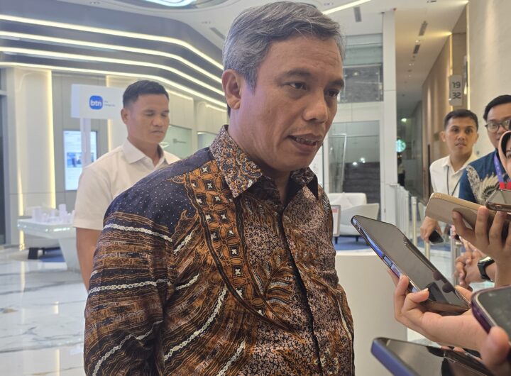 Direktur Utama BTN Nixon LP Napitupulu usai acara Penyerahan 30 Sertipikat Hak Milik Rumah Cahaya kepada Pahlawan Terlupakan di Jakarta, Senin (31/8/2026). Dok: HF.