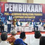 Gubernur Banten Andra Soni membuka Pekan Olahraga Mahasiswa Provinsi (POMPROV) VIII Banten 2026 di Islamic Center Cilegon. Dok: Istimewa.