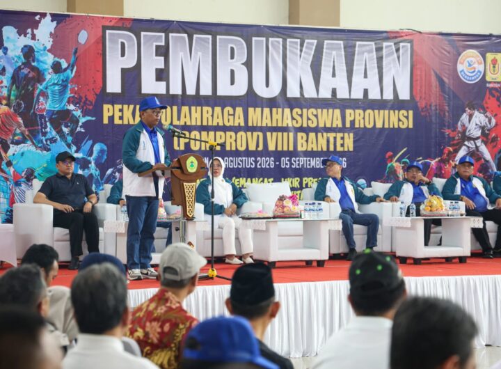Gubernur Banten Andra Soni membuka Pekan Olahraga Mahasiswa Provinsi (POMPROV) VIII Banten 2026 di Islamic Center Cilegon. Dok: Istimewa.