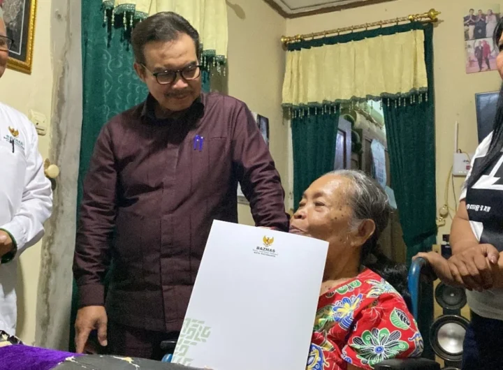 Wali Kota Yogyakarta Hasto Wardoyo saat menemui warga terdampak pengembangan SDN Tamansari 3, Selasa (8/9/2026). Dok: Pemkot Yogya.