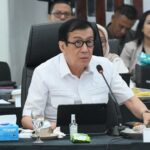 Anggota Komisi XIII DPR RI Yasonna H. Laoly saat mengikuti kunjungan kerja Panja Penyusunan RUU Profesi Kurator di Medan, Sumatera Utara. Dok: Istimewa.