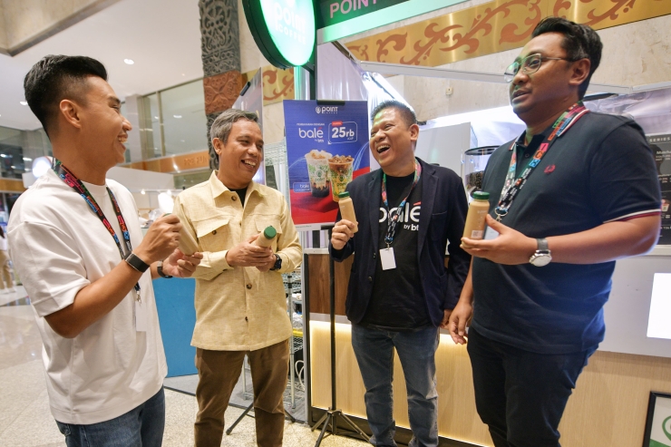 Direktur Utama BTN Nixon LP Napitupulu (dua dari kiri) bersama SEVP Digital Business BTN Thomas Wahyudi, Ketua Umum SCAI Daryanto Witarsa, dan Presiden Direktur Dyandra Promosindo Daswar Marpaung berdiskusi dalam Indonesia Coffee Expo (ICX) 2026 di Jakarta International Convention Center (JICC).