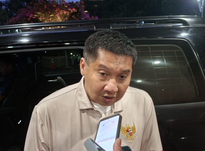 Menteri Perumahan dan Kawasan Permukiman (PKP) Maruarar Sirait.