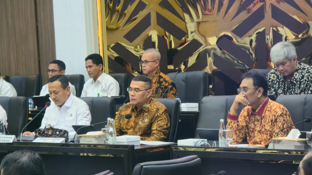 Rapat Kerja Badan Legislasi DPR RI bersama pemerintah dalam pembahasan Rancangan Undang-Undang tentang Pengaturan Reforma Agraria, Selasa (1/9/2026).