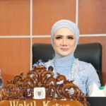 Hj. Yeti Wulandari, S.H., Wakil Ketua DPRD Kota Depok.